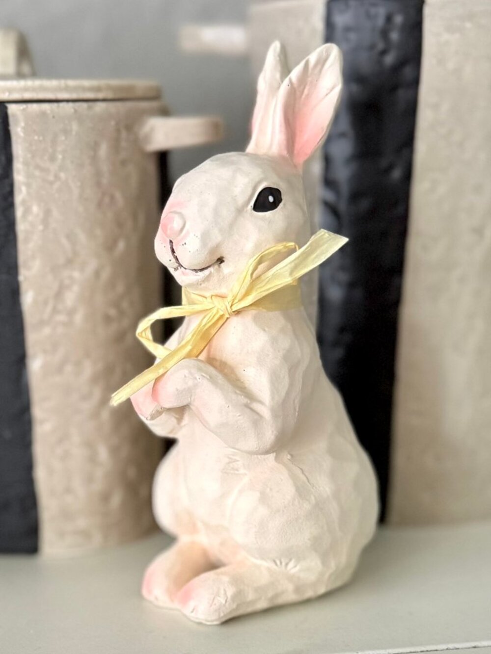 Pink & White Resin Rabbit🐇 - Picture 2 of 2